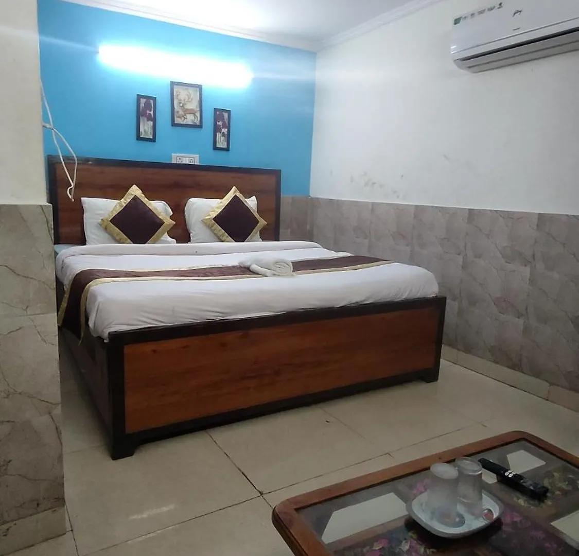Prime Rooms - Satya Niketan Nr South Campus Metro New Delhi Hotel